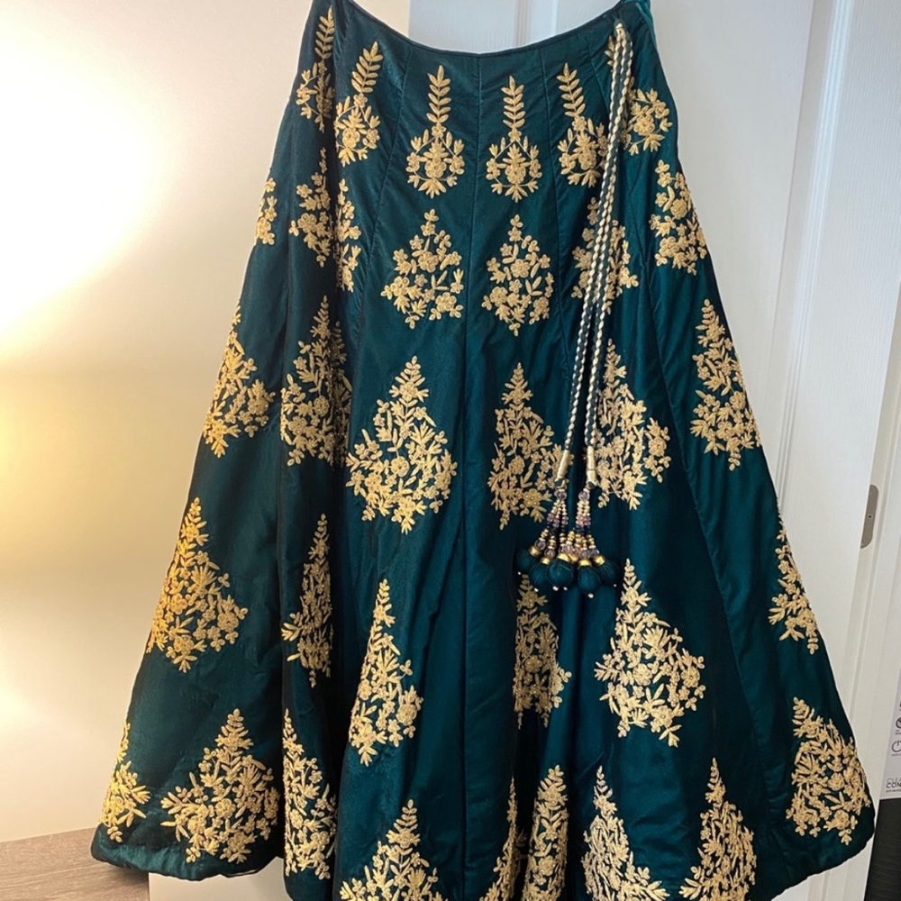 Elegant Embroidered Lehenga With Pink Blouse